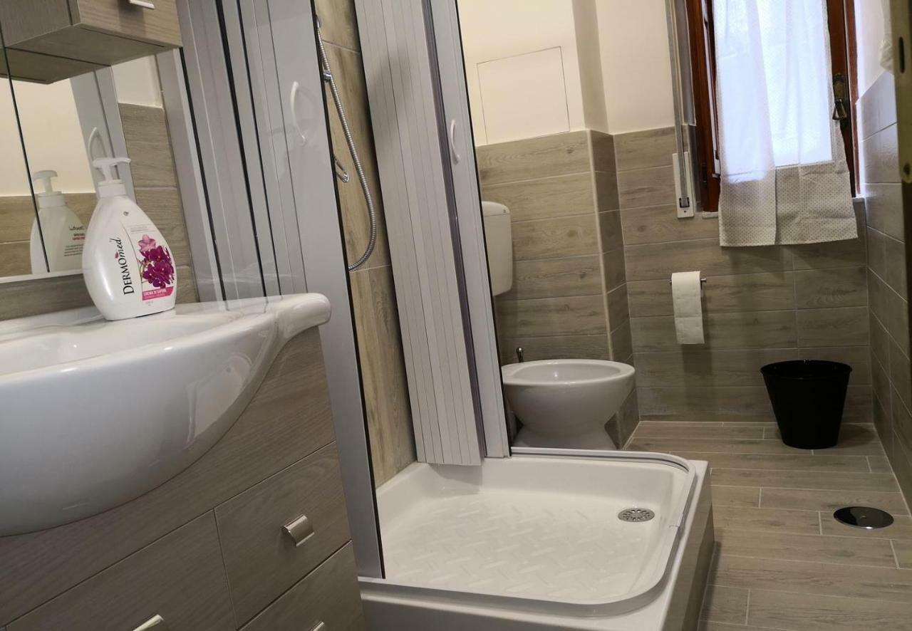 Bed & Breakfast Fenesta Vascia Napoli